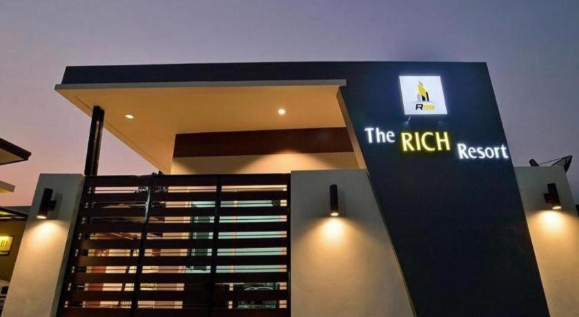The Rich Resort Ao Nang Buitenkant foto